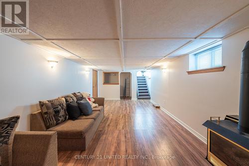 741 Third Avenue, Peterborough (Otonabee), ON - Indoor