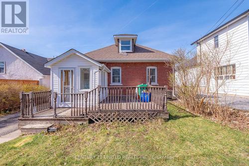 741 Third Avenue, Peterborough (Otonabee), ON - Outdoor With Deck Patio Veranda