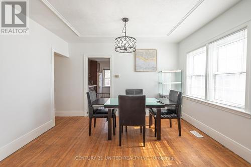 741 Third Avenue, Peterborough (Otonabee), ON - Indoor Photo Showing Dining Room