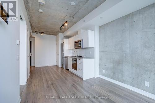 1610 - 55 Ontario Street, Toronto (Moss Park), ON - Indoor Photo Showing Kitchen