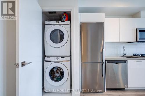 1610 - 55 Ontario Street, Toronto (Moss Park), ON - Indoor Photo Showing Laundry Room