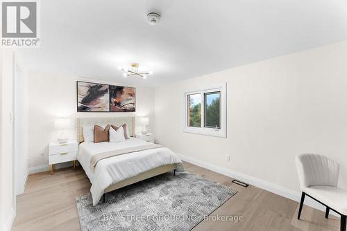 15 Drewbrook Court, Whitby (Blue Grass Meadows), ON - Indoor Photo Showing Bedroom