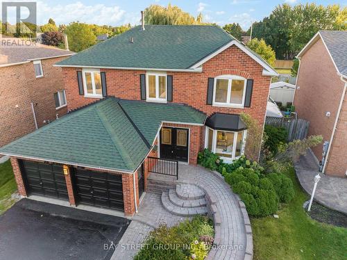 15 Drewbrook Court, Whitby (Blue Grass Meadows), ON - Outdoor