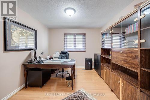 34 Hyde Park Drive, Richmond Hill (Doncrest), ON - Indoor Photo Showing Office