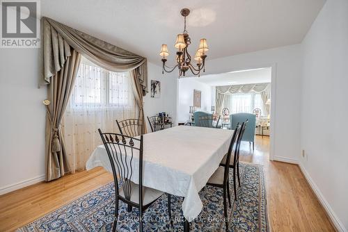 34 Hyde Park Drive, Richmond Hill (Doncrest), ON - Indoor Photo Showing Dining Room