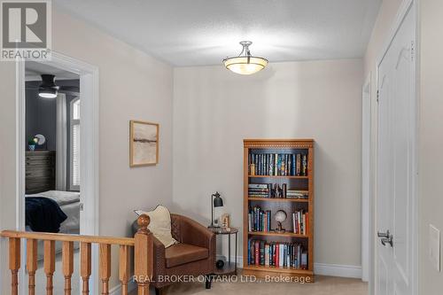 33 Royal Park Boulevard, Barrie, ON - Indoor Photo Showing Other Room