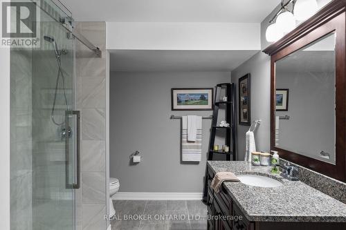 33 Royal Park Boulevard, Barrie (Bayshore), ON - Indoor Photo Showing Bathroom