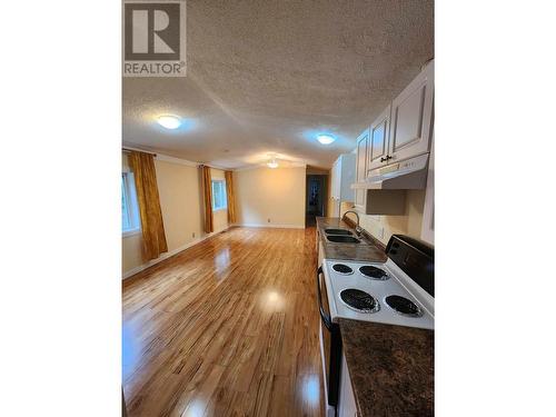 4145 Eagle View Road, Prince George, BC - Indoor Photo Showing Kitchen