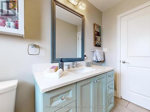 18 Ludstone Drive, Toronto (Willowridge-Martingrove-Richview), ON - Indoor Photo Showing Bathroom