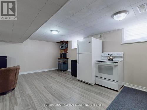 18 Ludstone Drive, Toronto (Willowridge-Martingrove-Richview), ON - Indoor Photo Showing Kitchen