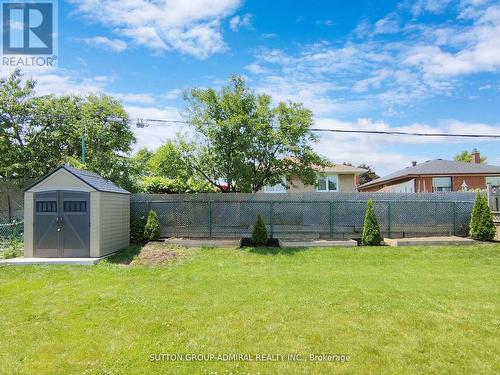 18 Ludstone Drive, Toronto (Willowridge-Martingrove-Richview), ON - Outdoor