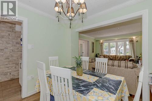 11 Glenmore Crescent, Brampton, ON - Indoor Photo Showing Dining Room