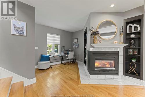 859 Monmouth, Windsor, ON - Indoor Photo Showing Living Room With Fireplace