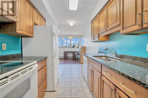 380 Pelissier Unit# 2506, Windsor, ON - Indoor Photo Showing Kitchen With Double Sink