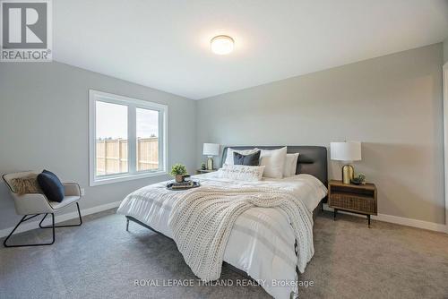 54 Silverleaf Path, St. Thomas, ON - Indoor Photo Showing Bedroom