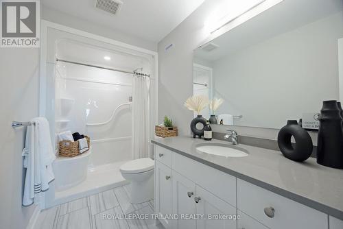 54 Silverleaf Path, St. Thomas, ON - Indoor Photo Showing Bathroom