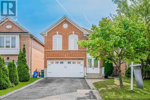 7156 Lowville Heights, Mississauga, ON - Outdoor With Facade