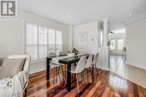 7156 Lowville Heights, Mississauga, ON - Indoor Photo Showing Dining Room