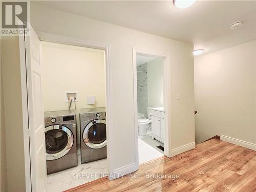 155 Samuelson Street, Cambridge, ON - Indoor Photo Showing Laundry Room