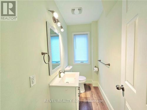 155 Samuelson Street, Cambridge, ON - Indoor Photo Showing Bathroom