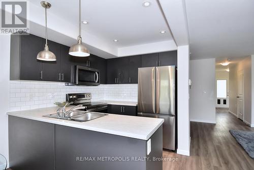 1614 Hetherington Drive, Peterborough, ON - Indoor Photo Showing Kitchen With Double Sink With Upgraded Kitchen