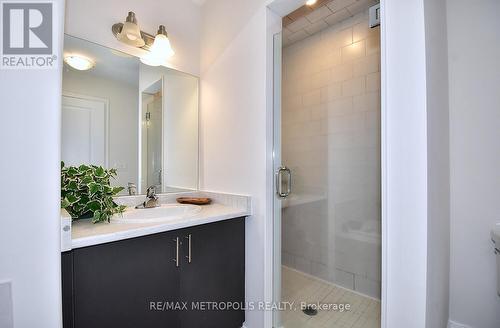 1614 Hetherington Drive, Peterborough, ON - Indoor Photo Showing Bathroom