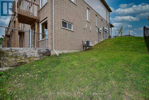 1614 Hetherington Drive, Peterborough, ON - Outdoor