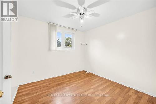 146 Berkindale Drive, Hamilton, ON - Indoor Photo Showing Other Room