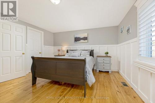 118 Scots Lane, Guelph/Eramosa (Rockwood), ON - Indoor Photo Showing Bedroom