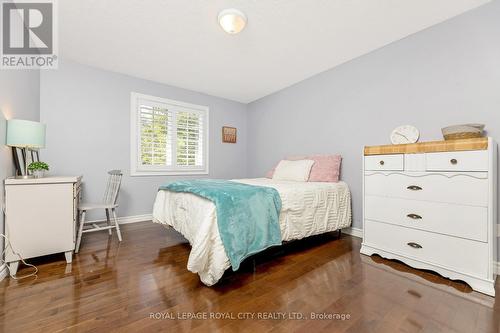 118 Scots Lane, Guelph/Eramosa (Rockwood), ON - Indoor Photo Showing Bedroom