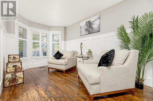 118 Scots Lane, Guelph/Eramosa (Rockwood), ON - Indoor Photo Showing Living Room