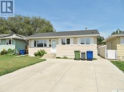 270 Meighen CRESCENT  Saskatoon, SK S7L 4W5