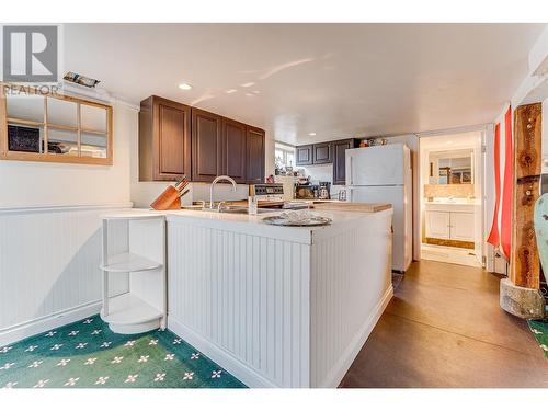 4008 29 Street, Vernon, BC - Indoor Photo Showing Kitchen