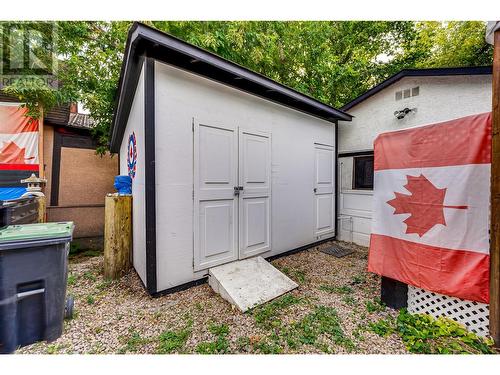 4008 29 Street, Vernon, BC - Outdoor With Exterior