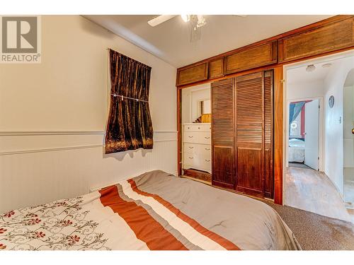 4008 29 Street, Vernon, BC - Indoor Photo Showing Bedroom