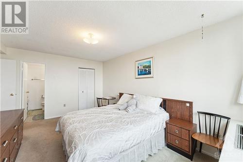 500 Laurier Avenue W Unit#2308, Ottawa, ON - Indoor Photo Showing Bedroom