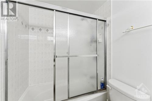 500 Laurier Avenue W Unit#2308, Ottawa, ON - Indoor Photo Showing Bathroom