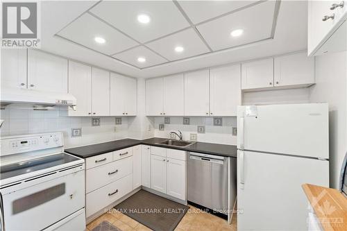 2308 - 500 Laurier Avenue W, Ottawa, ON - Indoor Photo Showing Kitchen With Double Sink