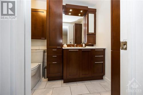 2206 Orient Park Drive Unit#46, Ottawa, ON - Indoor Photo Showing Bathroom