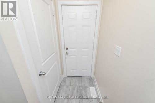 2527 Castlegate Crossing, Pickering, ON - Indoor Photo Showing Other Room