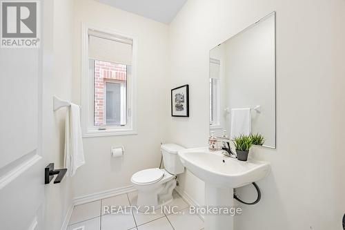 6 Ogston Crescent N, Whitby, ON - Indoor Photo Showing Bathroom