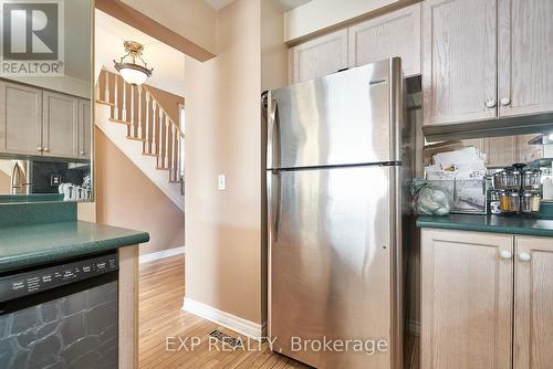 #8 - 16 Ingold Lane, Ajax (Central), ON - Indoor Photo Showing Kitchen