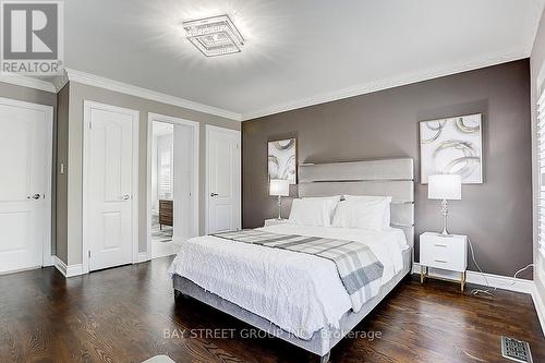 73 Elm Avenue, Richmond Hill, ON - Indoor Photo Showing Bedroom