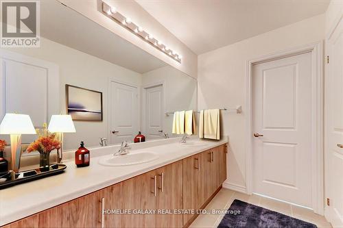 1530 Harker Street, Innisfil, ON - Indoor Photo Showing Bathroom