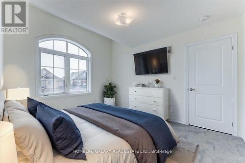 1530 Harker Street, Innisfil, ON - Indoor Photo Showing Bedroom