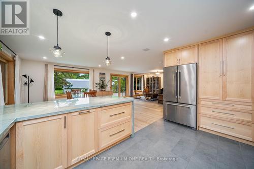 5174 Cherry Street, Whitchurch-Stouffville, ON - Indoor Photo Showing Kitchen