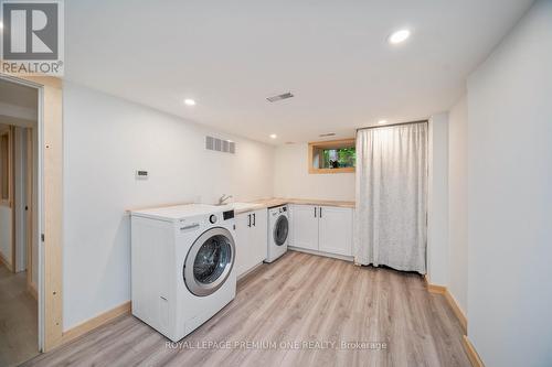 5174 Cherry Street, Whitchurch-Stouffville, ON - Indoor Photo Showing Laundry Room