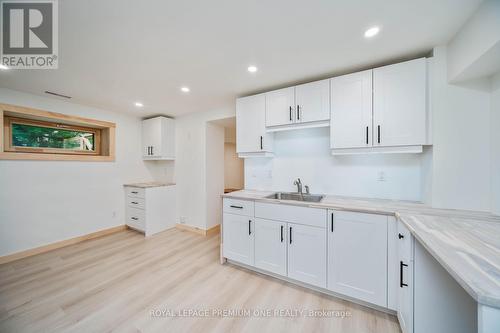 5174 Cherry Street, Whitchurch-Stouffville, ON - Indoor Photo Showing Kitchen