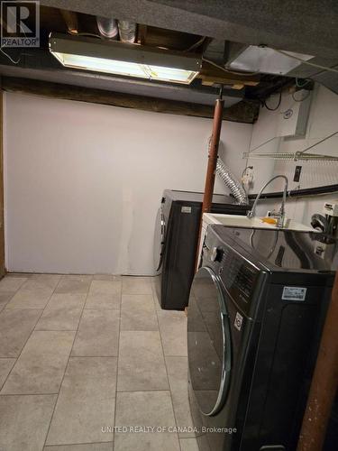 Lower - 126 Weldrick Road W, Richmond Hill, ON - Indoor Photo Showing Laundry Room