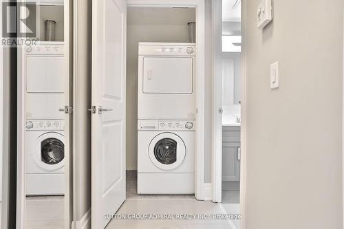 517 - 151 Upper Duke Crescent, Markham (Unionville), ON - Indoor Photo Showing Laundry Room